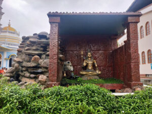 Mangeshi Temple history