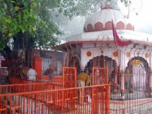 Mankameshwar Mandir Prayagraj