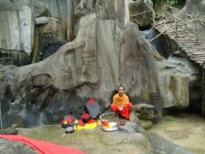 unakoti shiva statue