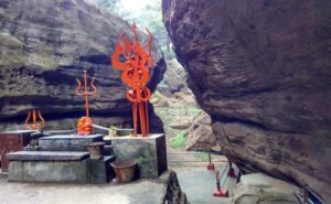 Jata-Shankar-Cave-temple-timings
