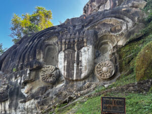 unakoti temple timings